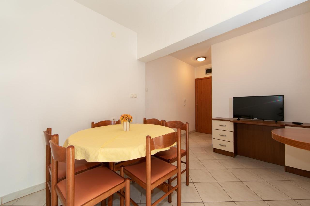 Apartmani Biser Tučepi Εξωτερικό φωτογραφία