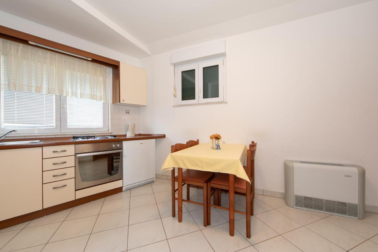 Apartmani Biser Tučepi Εξωτερικό φωτογραφία