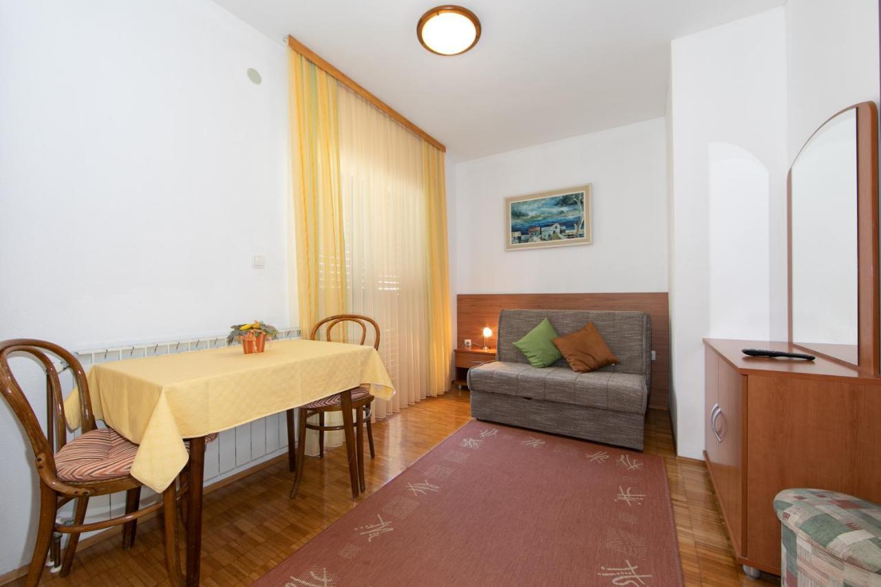 Apartmani Biser Tučepi Εξωτερικό φωτογραφία